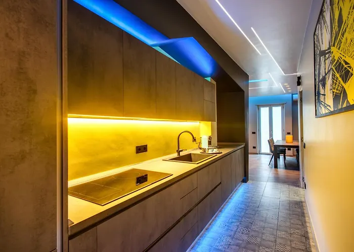 Luxury Wellness With Jacuzzi & Free Parking * Roma