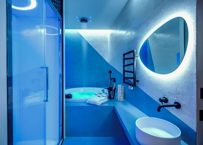 Luxury Wellness With Jacuzzi & Free Parking Roma