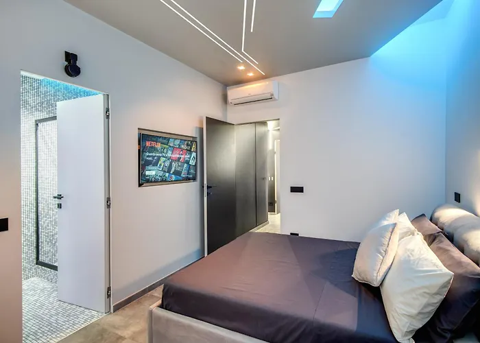 Luxury Wellness With Jacuzzi & Free Parking *