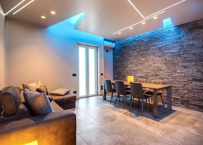 Daire Luxury Wellness With Jacuzzi & Free Parking *